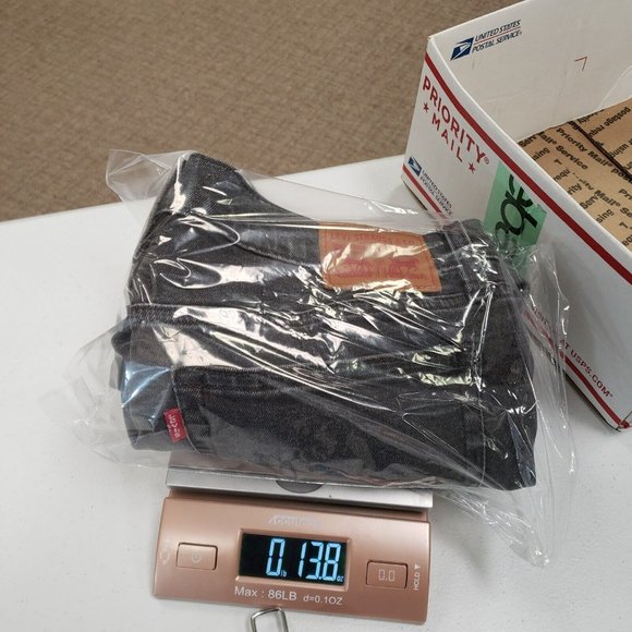 Levis Womens Gray Wedgie Short Size 32 Rolled Hem Denim Casual Button Fly Summer - Picture 9 of 9